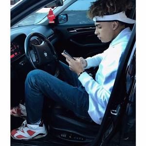 Meet your Posher, Rafael